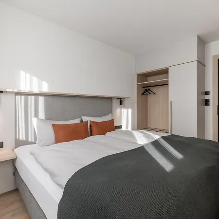 Tante Trude Hotel *